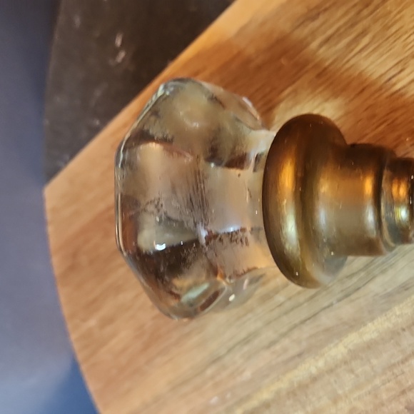 Antique Vintage Clear Glass and Brass Door Knobs - Picture 3 of 8
